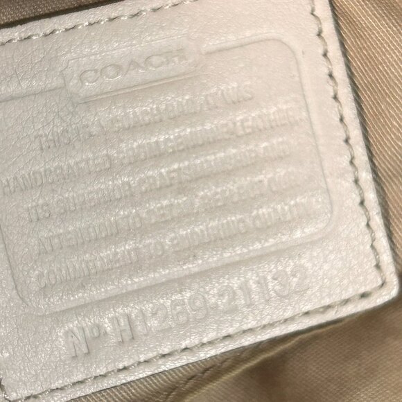 ✨ 2012 Coach Molly Satchel (Style No. 21132) – Luxe Vintage Revival ✨ - Picture 12 of 13